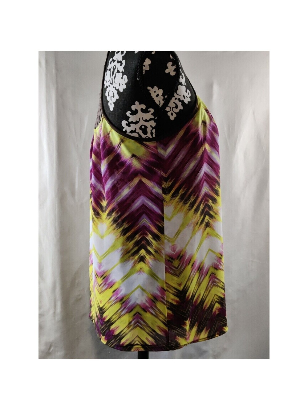 ana A New Approach Petite PM Purple Yellow Chevron Crochet Racerback Tank Top - Picture 2 of 12